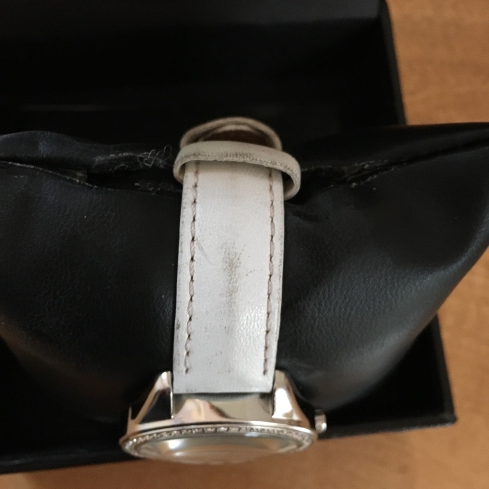 Guess Watch - Picture 5 of 9